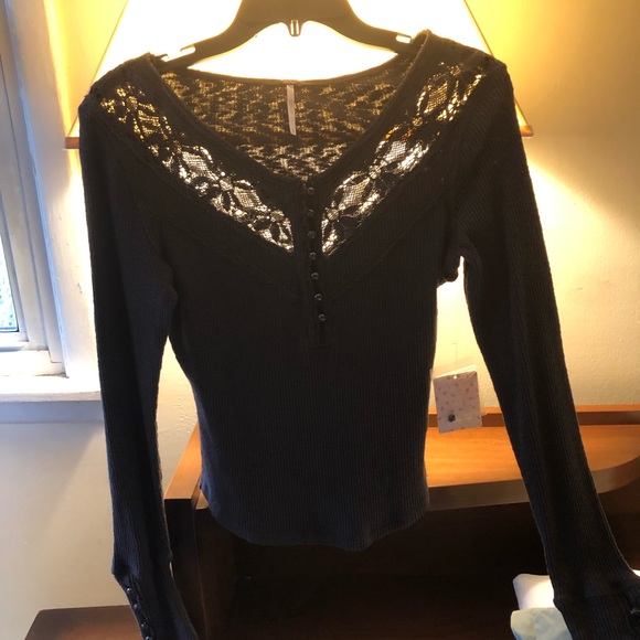 Free People M gray top - Picture 4 of 8